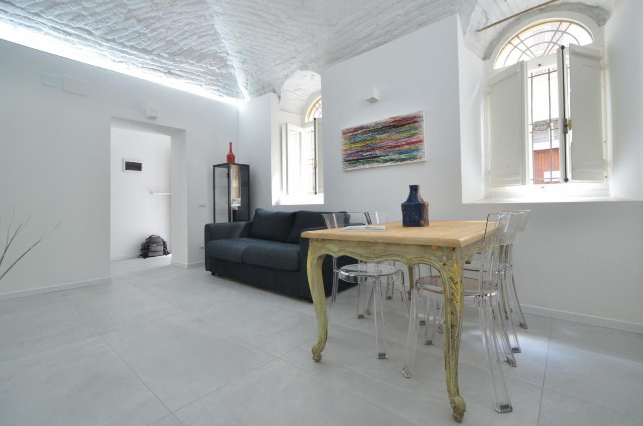 Eleganza Del Riccio Apartemen *