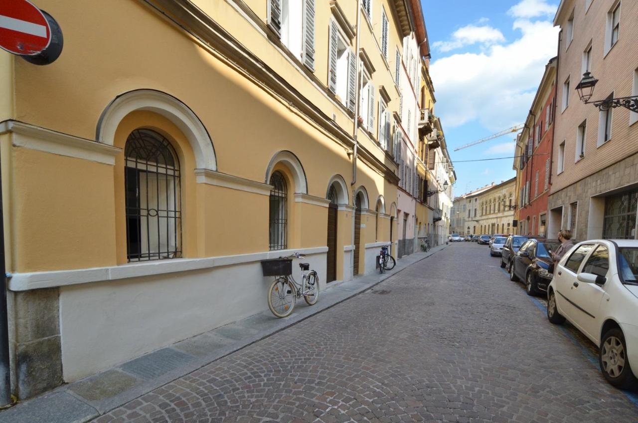 Eleganza Del Riccio